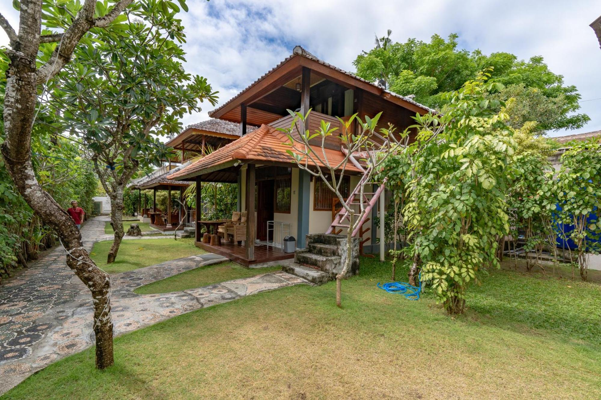 Ketut Losmen Bungalows Lembongan Exterior photo