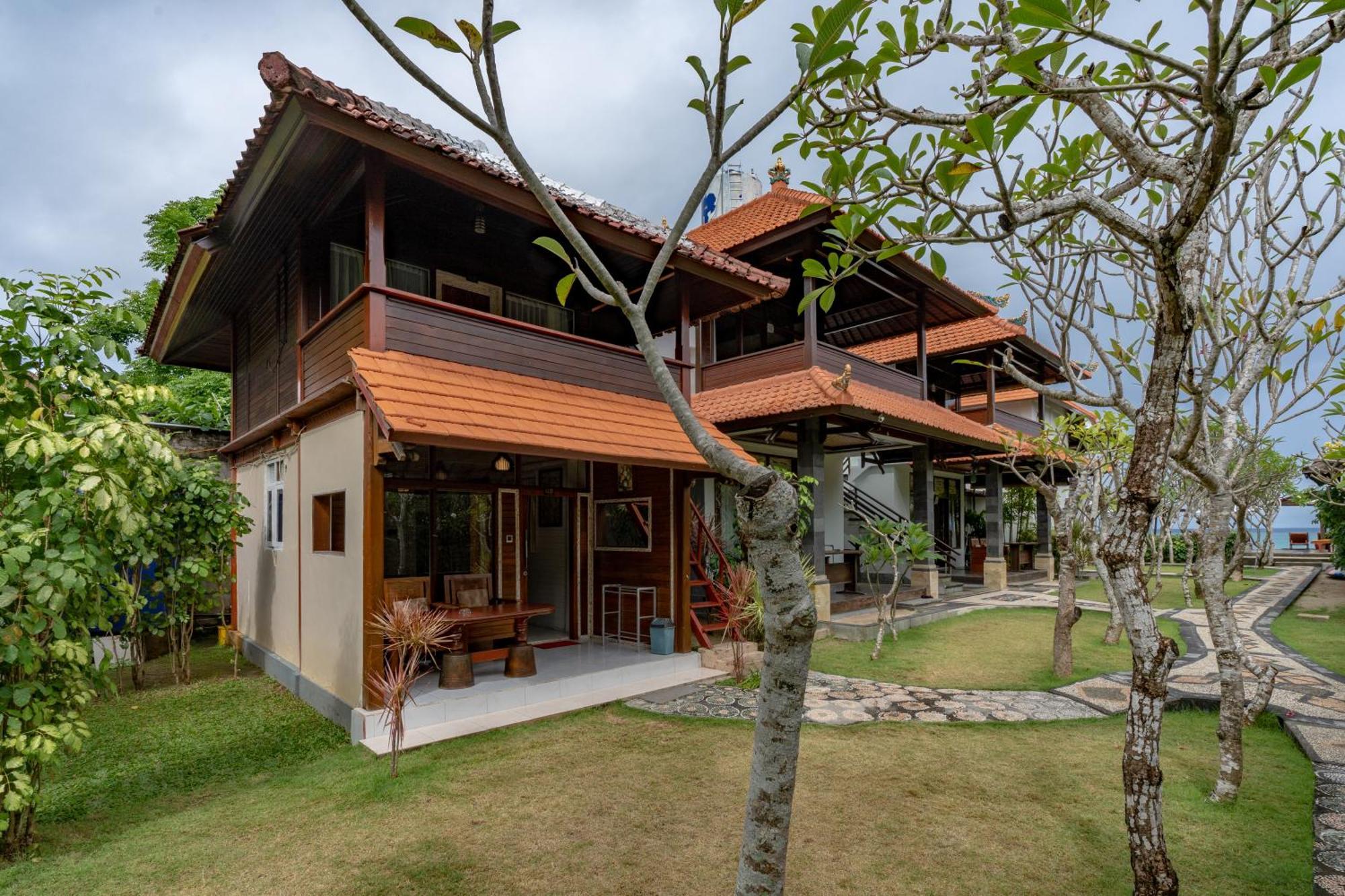 Ketut Losmen Bungalows Lembongan Exterior photo