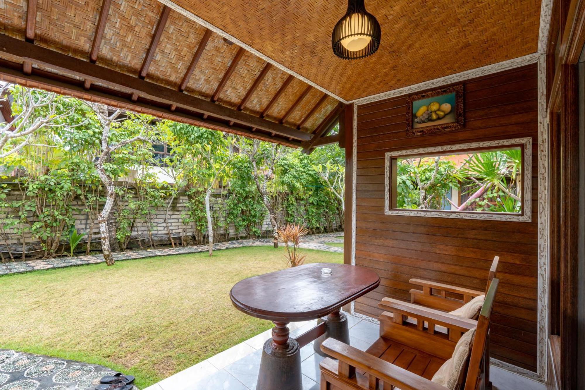 Ketut Losmen Bungalows Lembongan Exterior photo