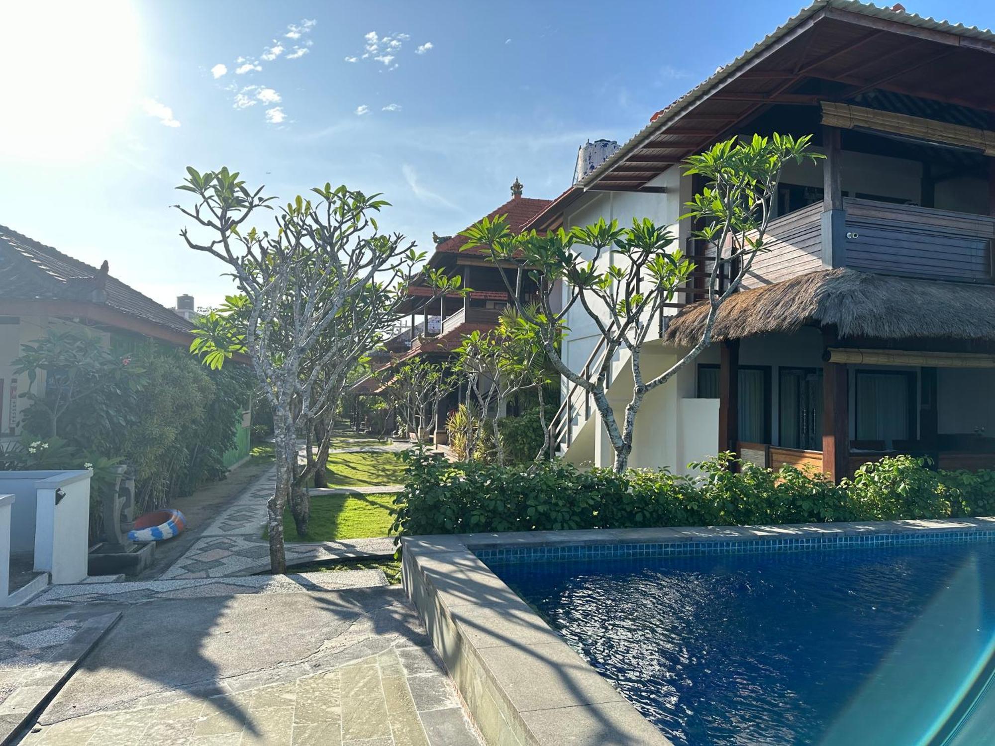 Ketut Losmen Bungalows Lembongan Exterior photo