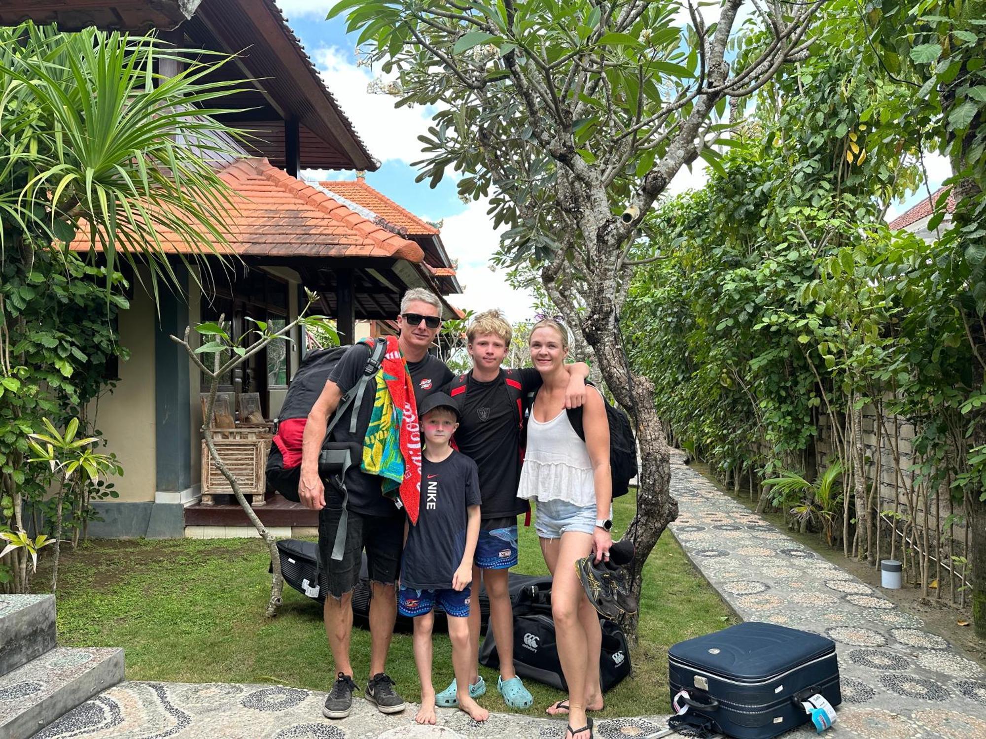 Ketut Losmen Bungalows Lembongan Exterior photo